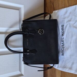 Michael Kors Shila Large Bag